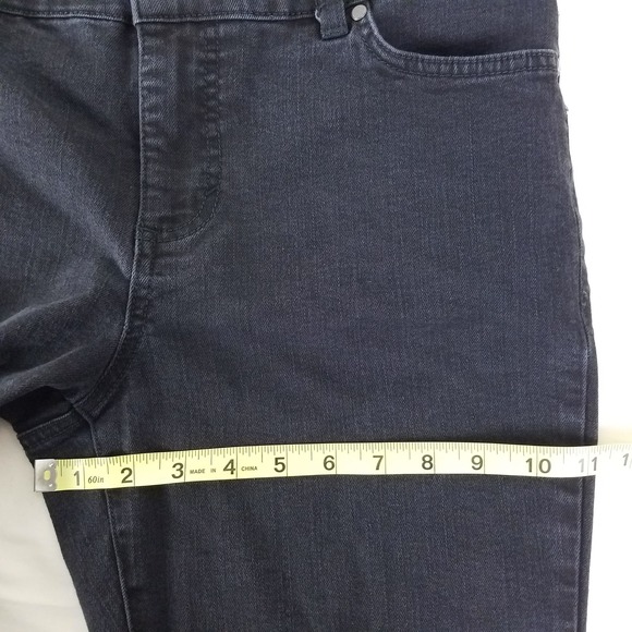 Bandolino Mandie Slim Straight Black Jeans Womens Size 8 Denim Pants Mid Rise - Picture 5 of 10